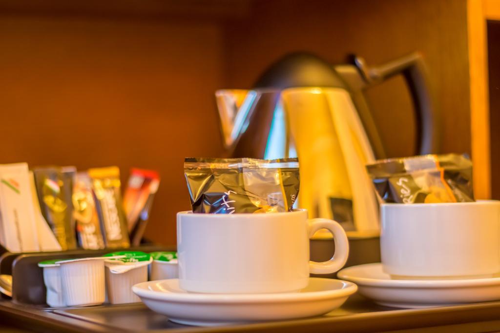 A Park View Hotel ولفرهامبتون المظهر الخارجي الصورة
